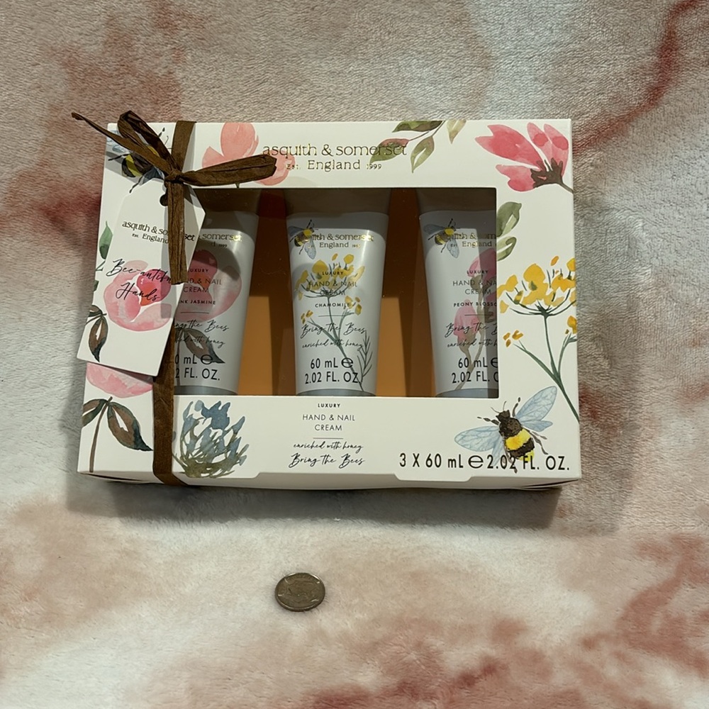 Asquith & Somerset England Luxury Hand & Nail Cream Set NWT honey enriched 3x2oz - Picture 9 of 16